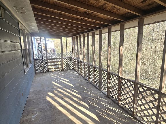 4th image of 4525 Greenfields Rd