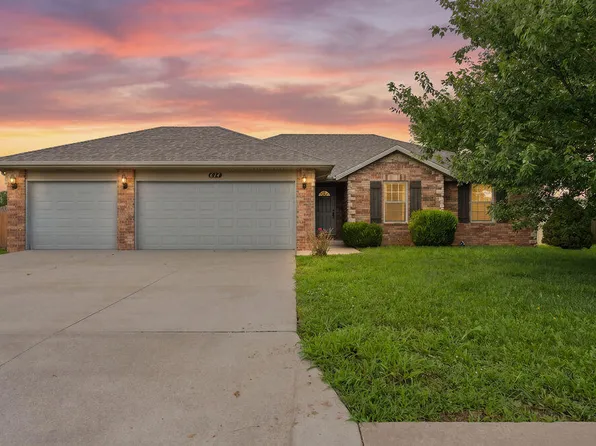 614 S Ashton Avenue, Republic, MO 65738