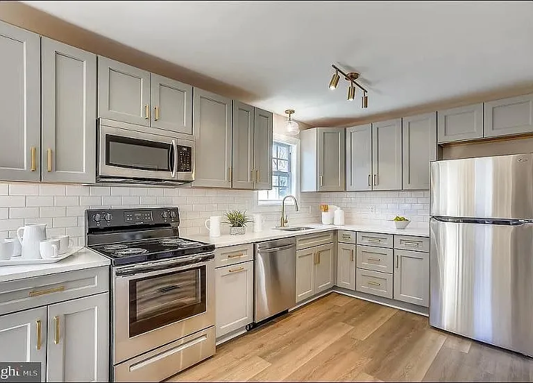 731 Opus Ave — Photo 13