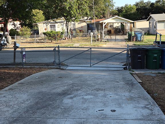 2nd image of 183 fair valley