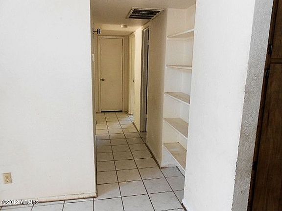 4th image of 633 N May St APT 23