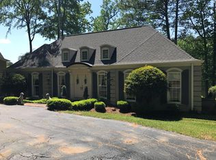 106 Parkwood Rd, Greenwood, SC 29646