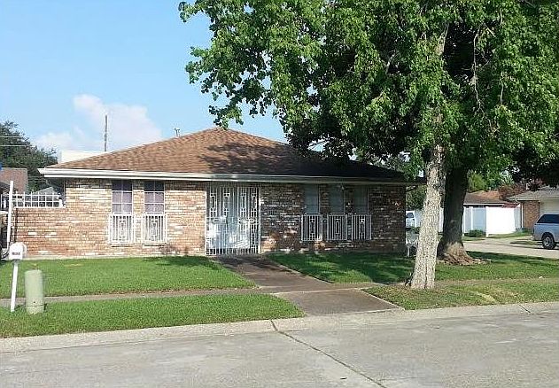 1st image of 1301 Giuffrias Ave
