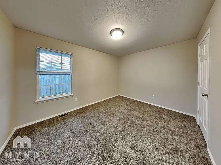 730 N Elder Ave — Photo 11