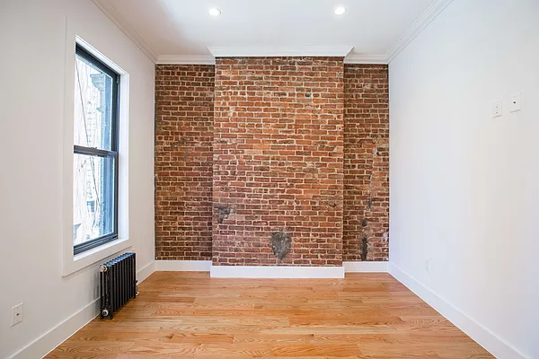 Rented by Nooklyn NYC LLC | media 3