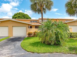 6395 Toulon Dr, Boca Raton, FL 33433