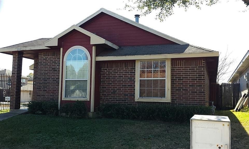 1st image of 9748 Stonewood Dr
