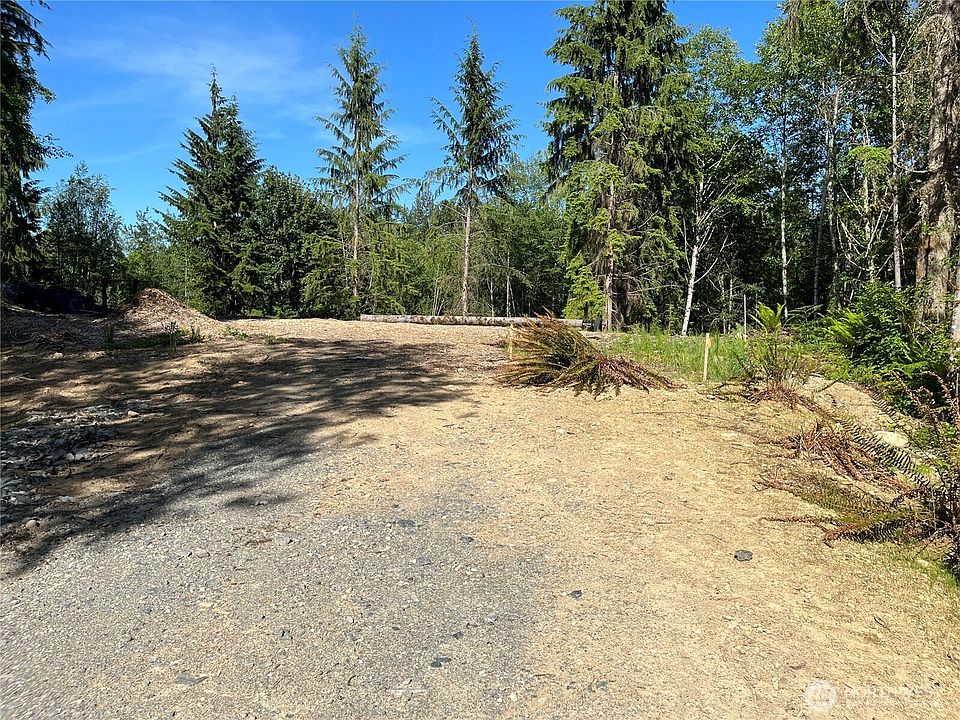 1st image of 4523 182nd Drive NE