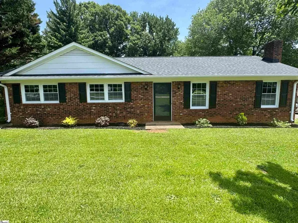 228 Greenridge Dr, Moore, SC 29369