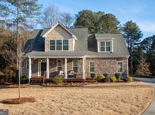 4218 Pine Hill Dr, Loganville, GA 30052
