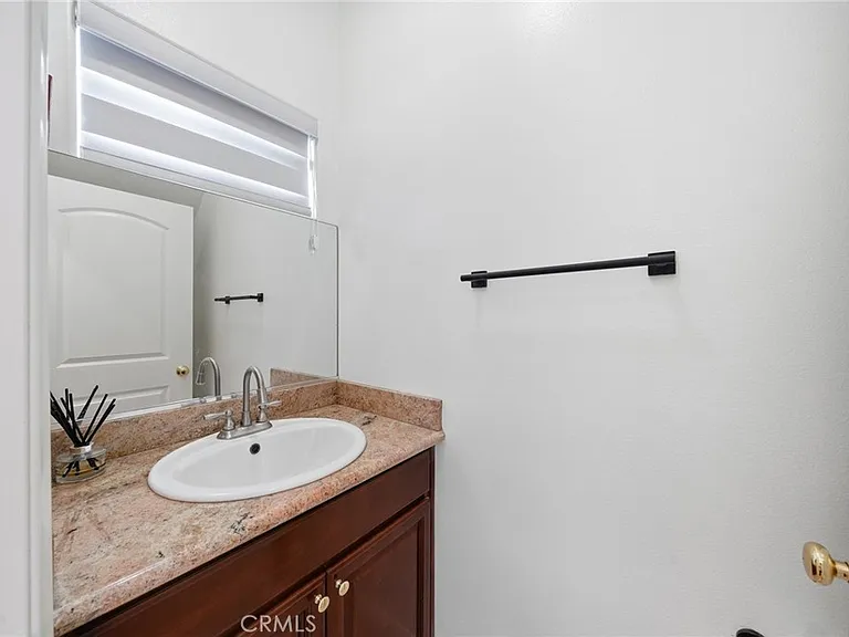 5803 Fullerton Ave — Photo 12