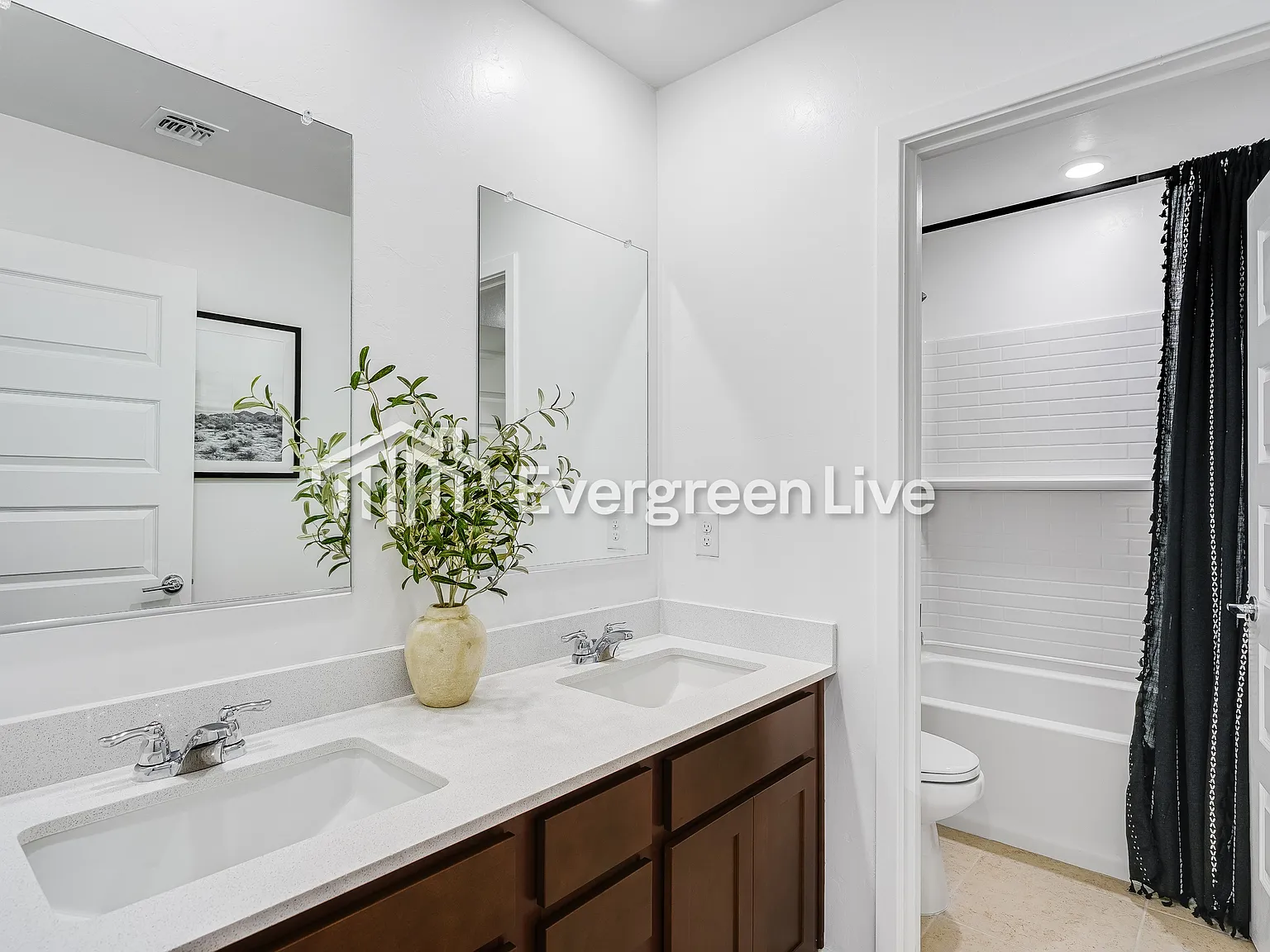 5 bed, 2.5 bath, 2126 sqft, $1,850 — Photo 4