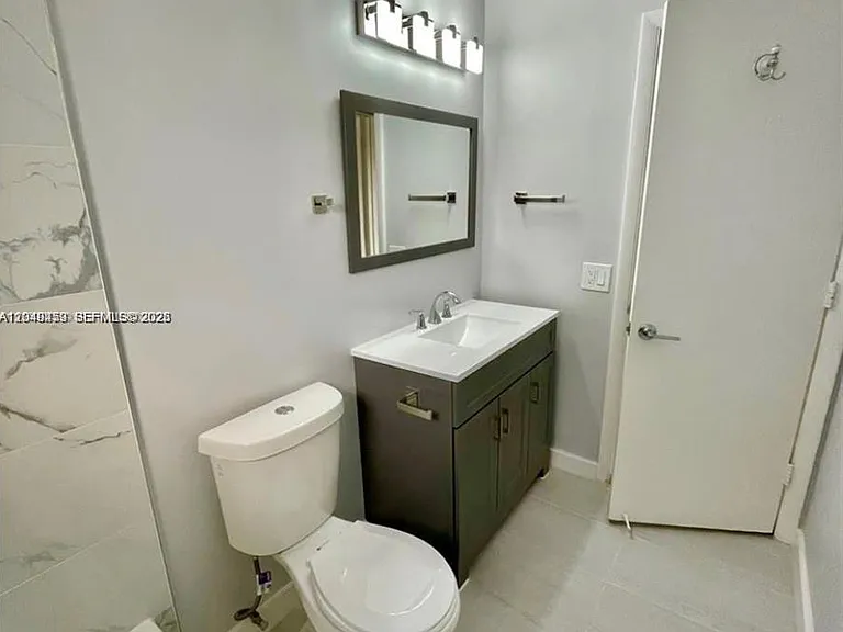 1431 S 14th Ave #208 — Photo 8