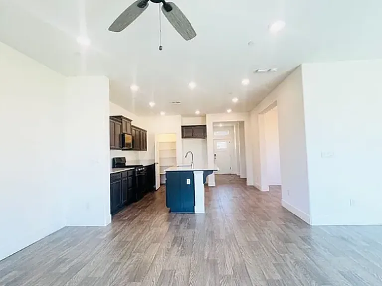2387 Explorador Dr — Photo 9