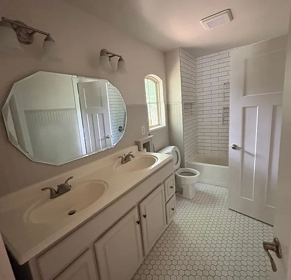2509 Osage St — Photo 15