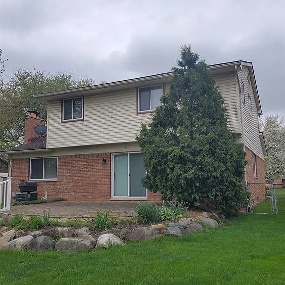43608 Westminister Way — Photo 4