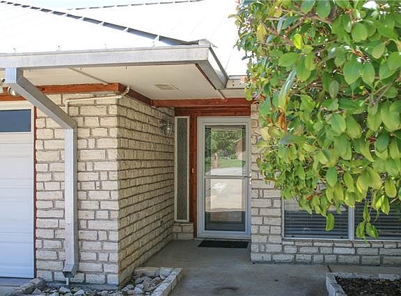2nd image of 6215 Tezcuco Ct