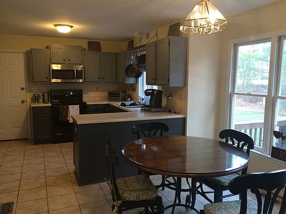 2nd image of 10909 Forest Trace Ln