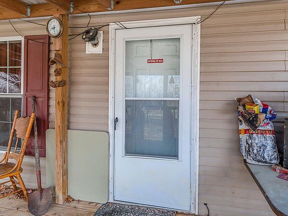 4th image of 6249 SE Lake View Dr