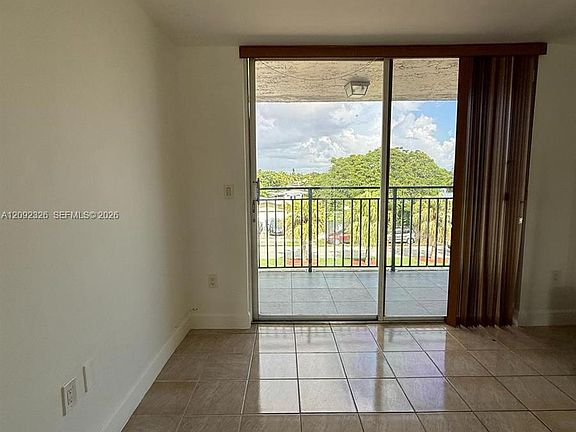 3rd image of 14180 SW 84th St APT 304G