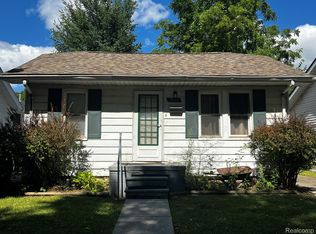 1861 Academy St, Ferndale, MI 48220