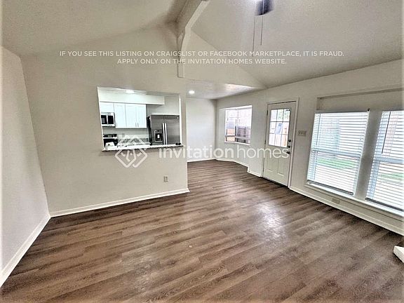 5th image of 12218 Plumbrook Dr