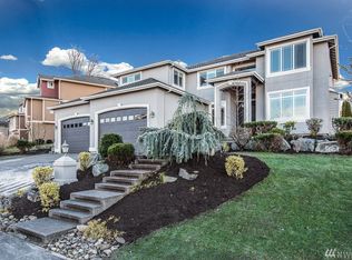 21726 Quiet Water Loop E, Lake Tapps, WA 98391