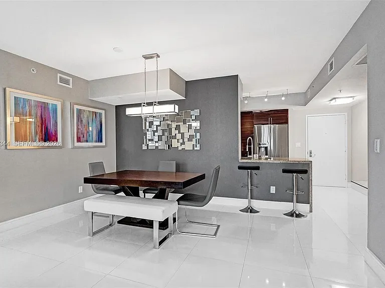 325 Biscayne Blvd #2519 — Photo 5