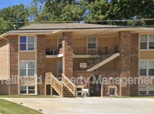 1100 N Noland Rd APT A, Independence, MO 64050