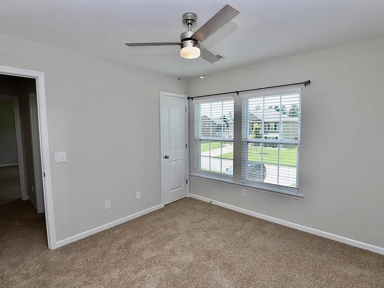 3680 Moseley Dr — Photo 51