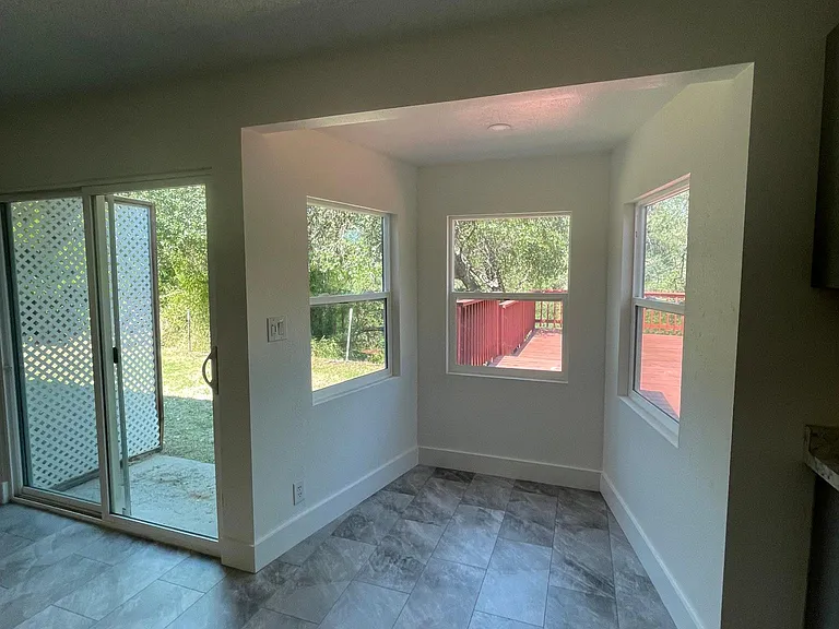 4400 Melody Ln — Photo 7