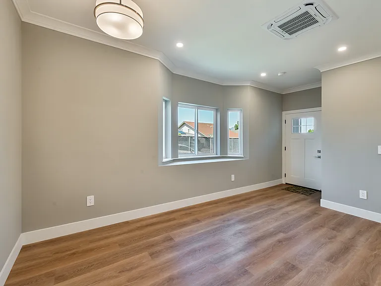 Jade Cir — Photo 5