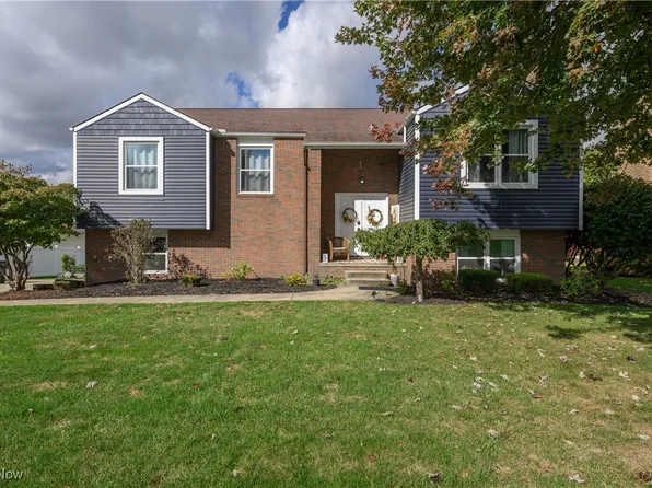 1639 Horizon Dr, Louisville, OH 44641