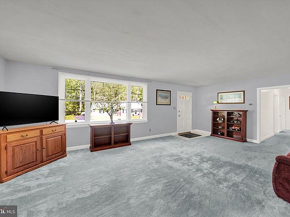 5th image of 508 Woodside Ave