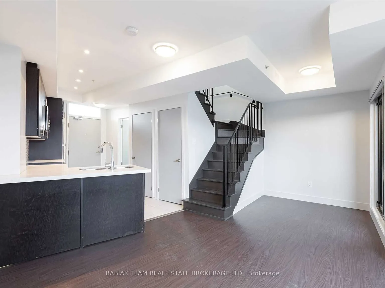 2 bed, $3,375 — Photo 2