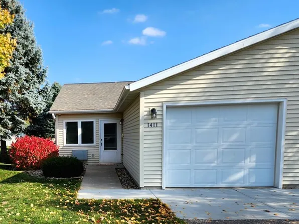 1411 15th St, Baraboo, WI 53913