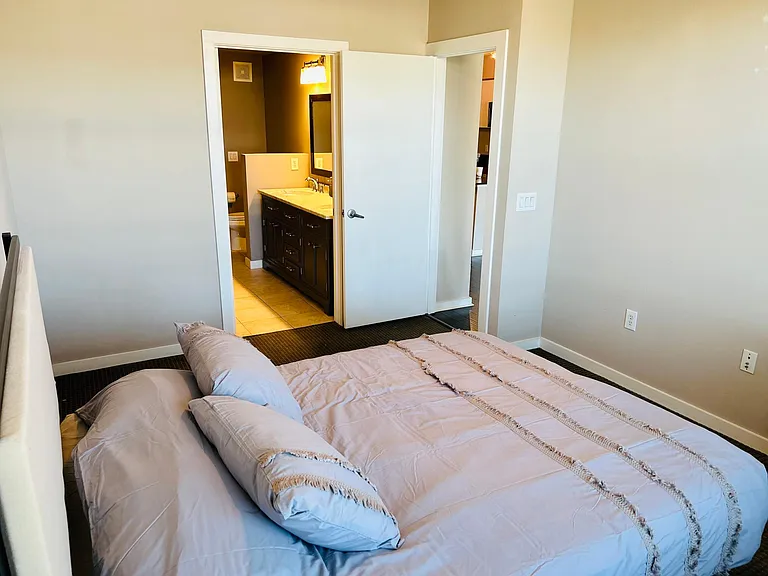 4107 Bowser Ave #204 — Photo 7