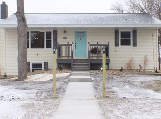 707 Chinook Ave SW, Avon, MN 56310