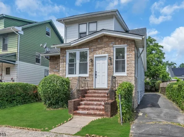 24 Oakland St, Irvington Twp., NJ 07111