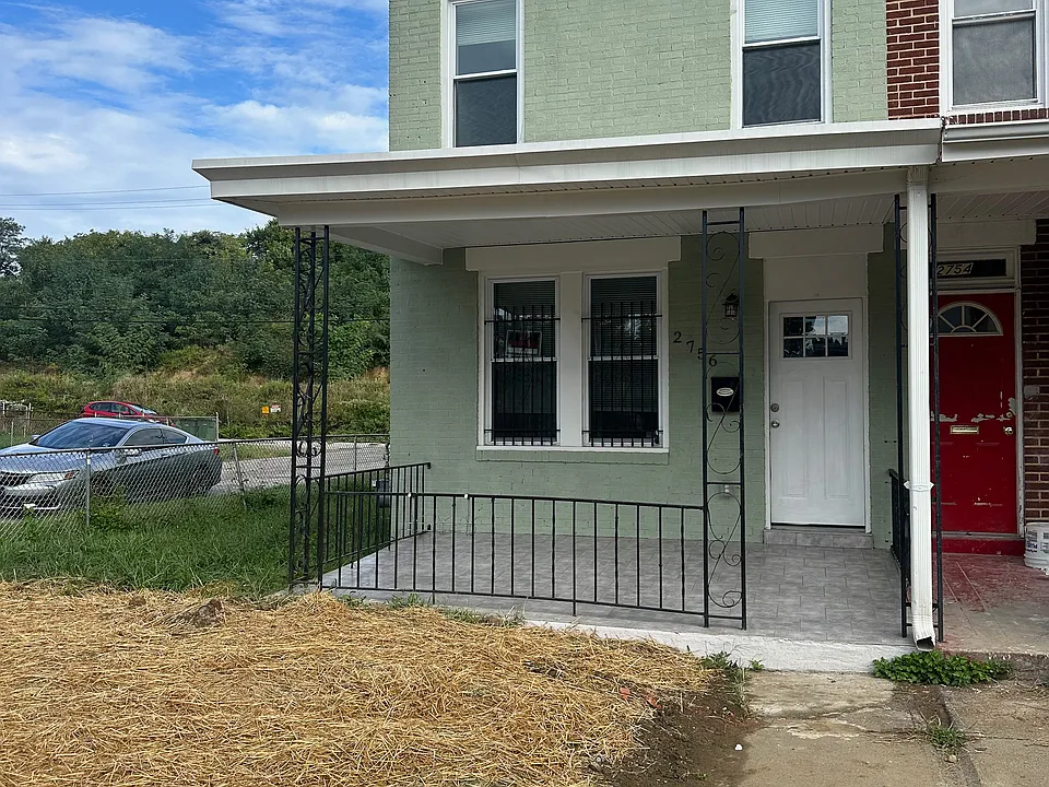 2756 Ellicott Dr