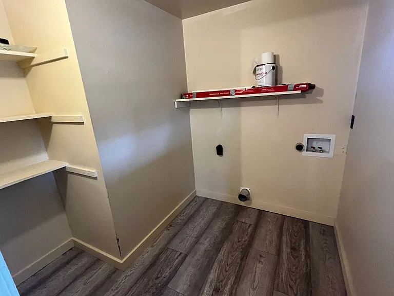 302 S Elizabeth St — Photo 12