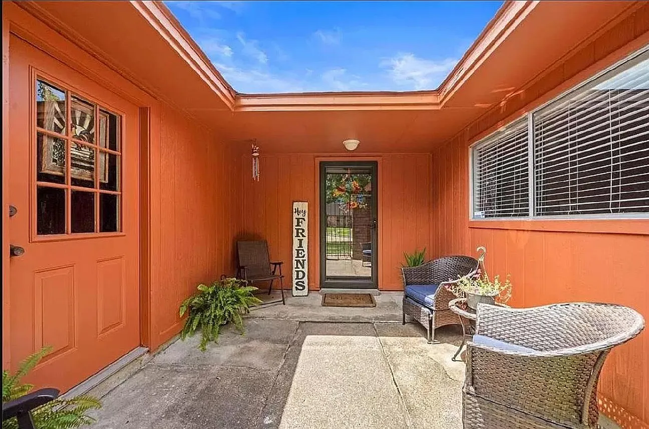 3 bed, 1491 sqft, $2,100 — Photo 3