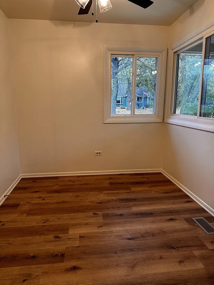 2 bed, 800 sqft, $2,000 — Photo 4