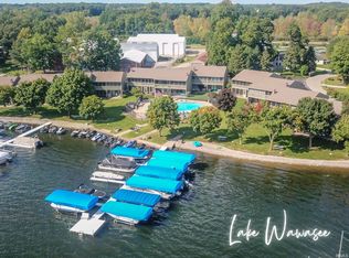 12601 N Pleasant Grove Rd APT 10, Syracuse, IN 46567