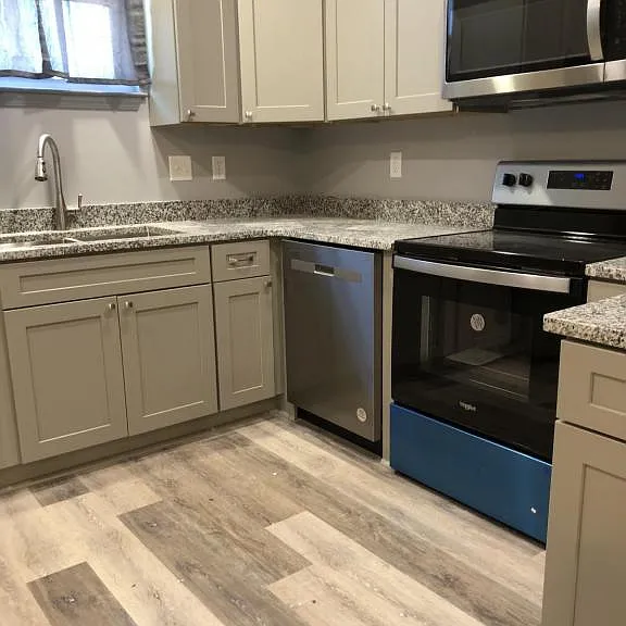 1234 Grace Ave — Photo 5