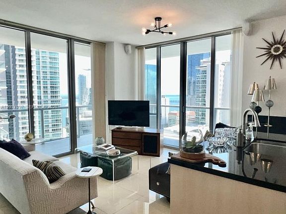 2nd image of 1111 SW 1st Ave APT 3419