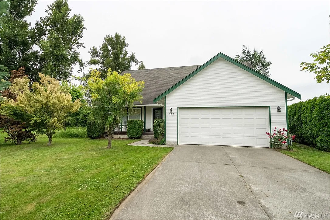 327 Wilson Ln photo 1