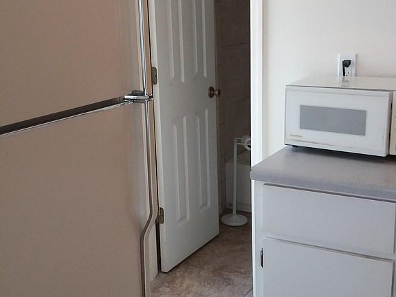 3rd image of 411 N Wild Olive Ave APT 7