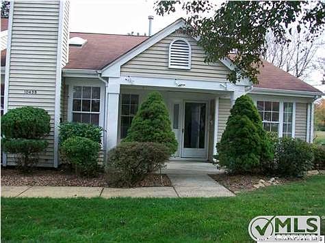 1st image of 1049B Buckingham Dr