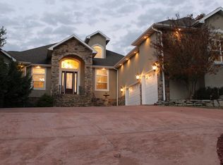 115 Split Rock Cir, Hollister, MO 65672